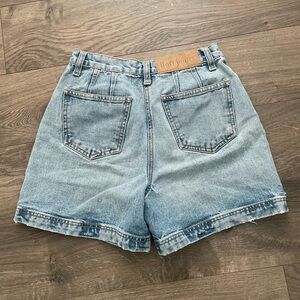 Loft Shorts